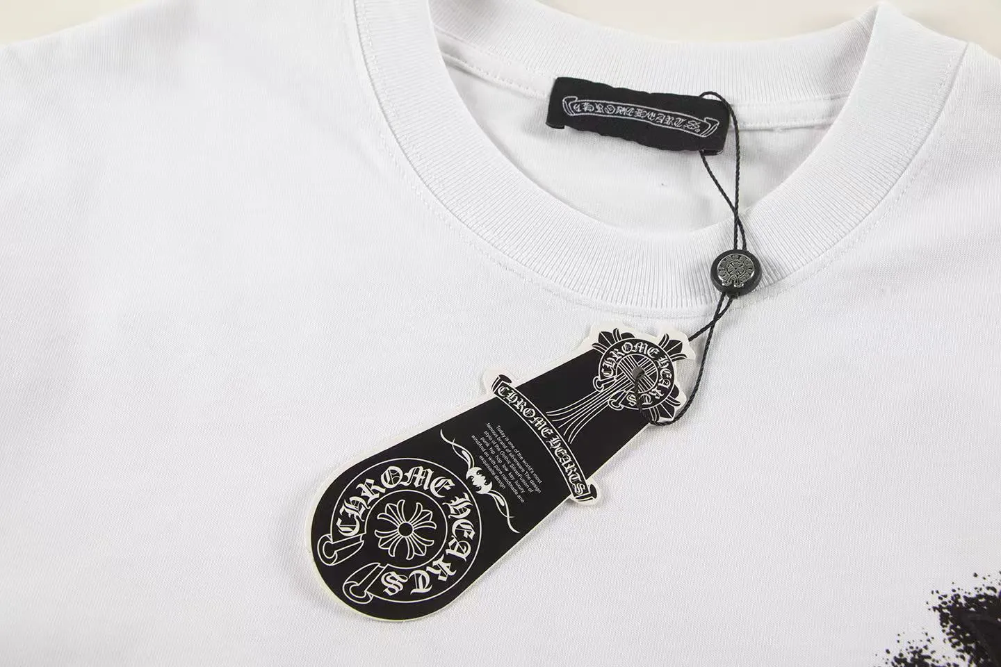 🅿️146 Style: 2025 new Croix Heart short-sleeved T-shirt Material: High version 300g double yarn combed cotton Size: S～XL Color: White Style number: Z021